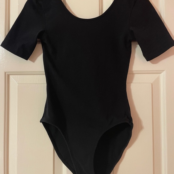 American apparel short sleeve scoop back bodysuit, NWOT. Size small - Picture 2 of 5